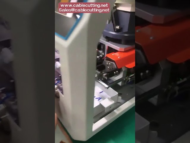 Automatisk afisolerings- og crimpemaskine til forisolerede terminaler op til 16mm²